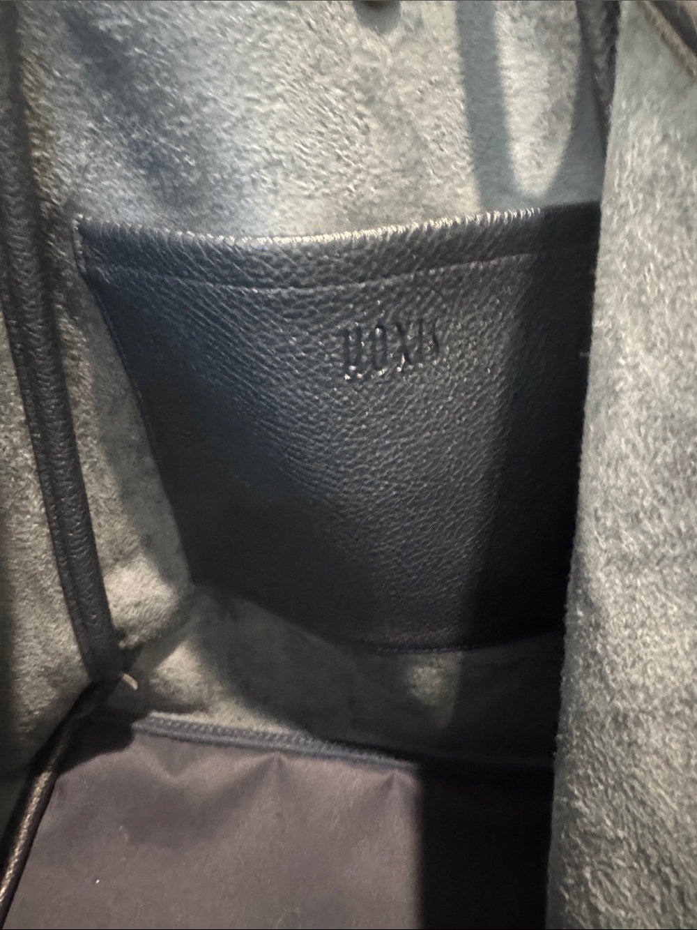 Everyday Black Pebbled Tote with Front Pocket - Picture 5 of 10
